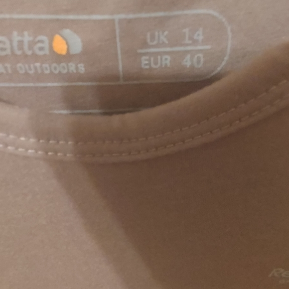 T shirt - Picture 4 of 4